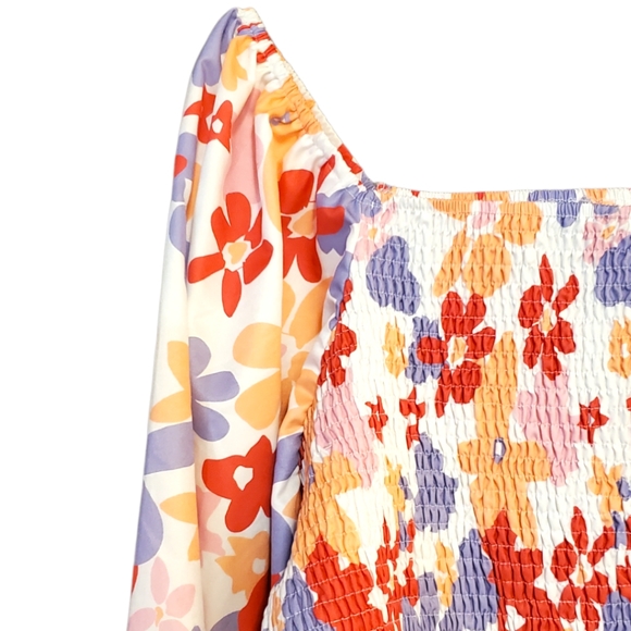 Shein Curvy Floral Smocked Crop Top NWOT - Picture 12 of 16